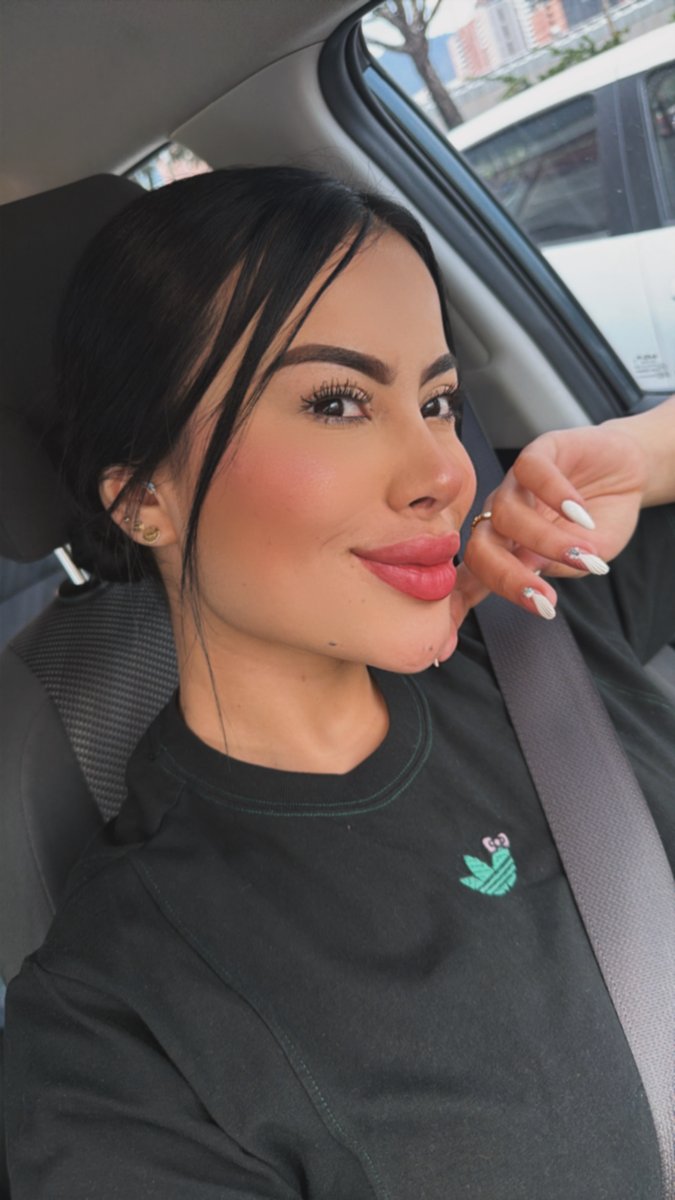 ImKimF4F's tweet photo. Happy Thursday!🥰 https://t.co/y4SqhiiUwl