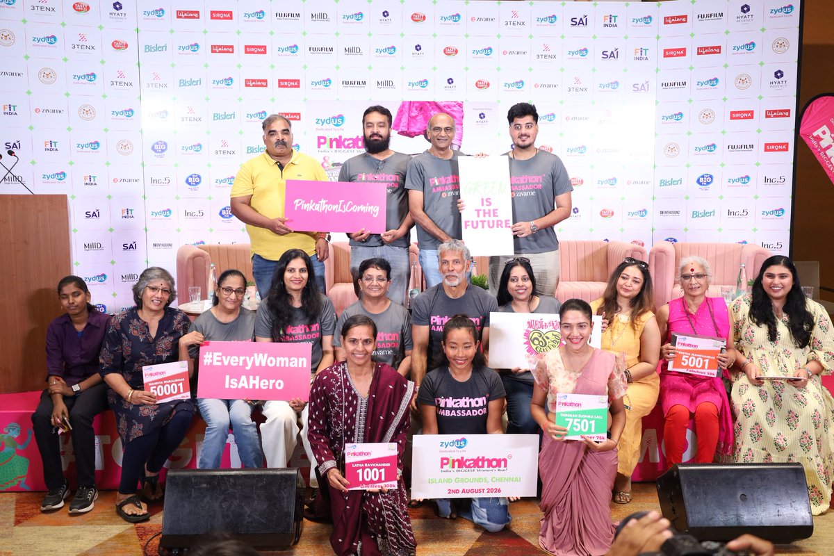 filmistreet's tweet photo. #MillindSoman at #Pinkathon #Chennai event https://t.co/pBFocix1Ql