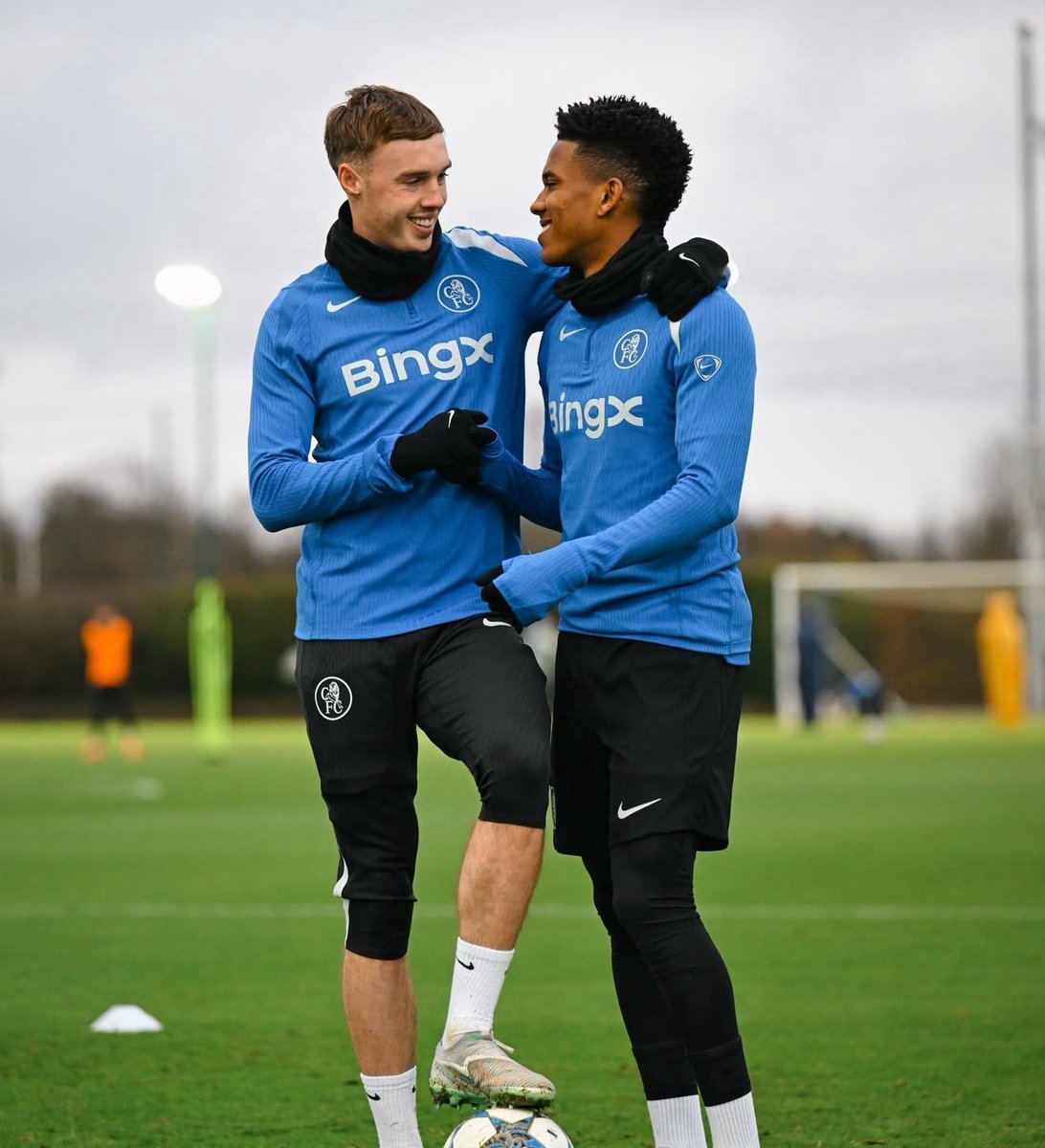 leecfc10's tweet photo. 🚨Xabi Alonso on who's the most exciting Chelsea player to work it :

" This Chelsea squad has a lot of talents everywhere with some world class players, I'm really excited to work this group because they're fit my style. Happy to work with everyone but Cole Palmer and Estevao are special players, for me Cole Palmer is one the best players in the world with creativity, scoring, dribbling he's world class. 

" Estevao is a unique player, him and Lamine Yamal are almost  alike, but he's a bit more direct than Yamal. I think he has a potential to win the balondor one day so yeah I'm gonna make him enjoy and be among the best players in the world.