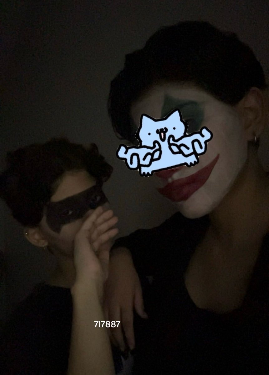 l77l78's tweet photo. 🦇🃏 https://t.co/i1t6t1iiax