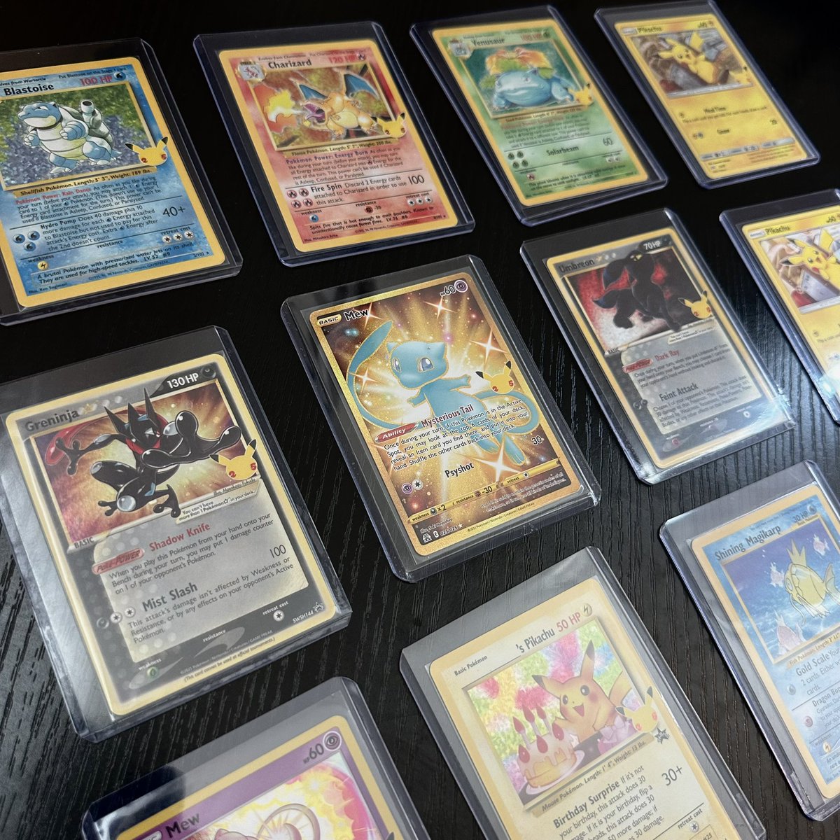 Capsulepr's tweet photo. ⚡️Mientras llega la próxima gran celebración, revive la nostalgia con Pokémon Celebrations 25th Anniversary. Variedad de productos sellados y singles disponibles en https://t.co/AFTa4kCJ5y 🐉 https://t.co/k9mhrnWRHf