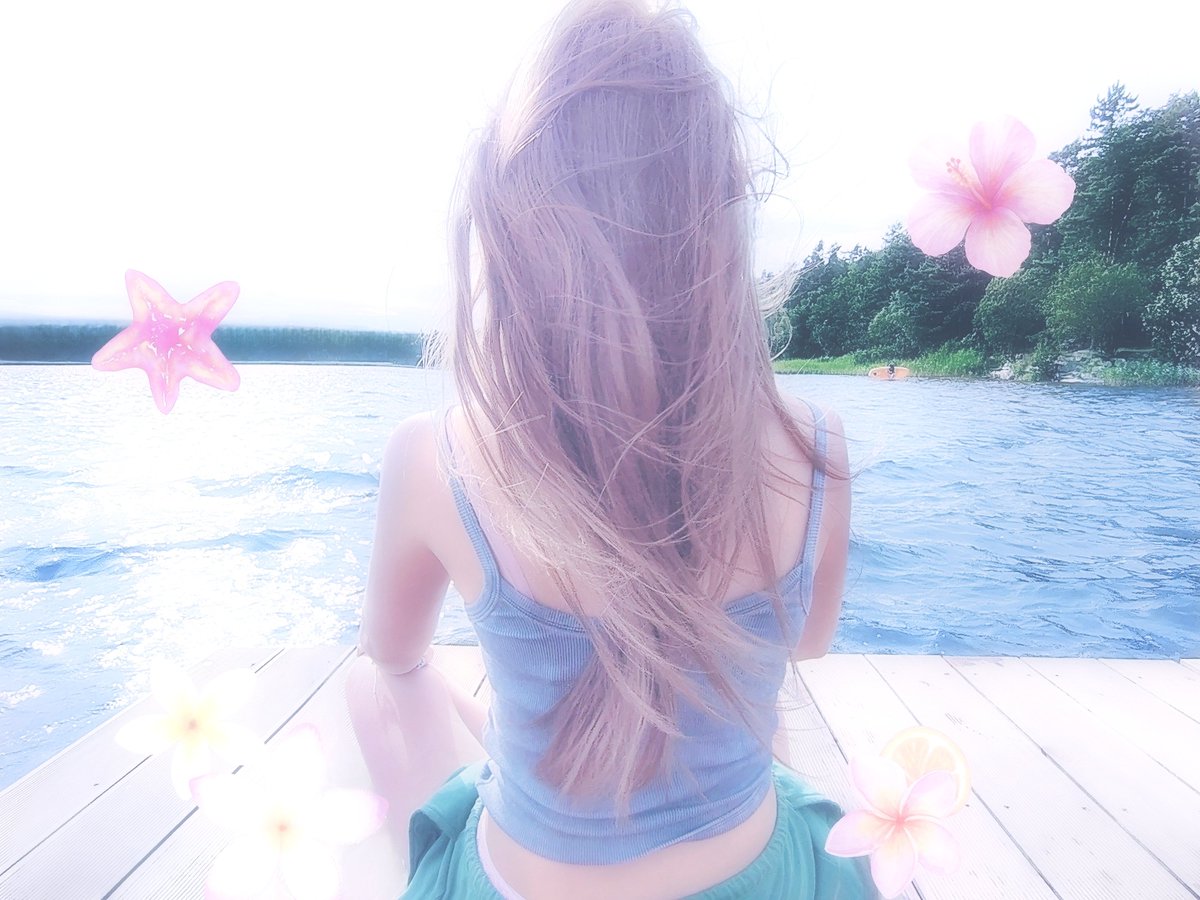 umineniko's tweet photo. 髪伸びてきた 🫧 #夏 https://t.co/rRVPQfJhBK