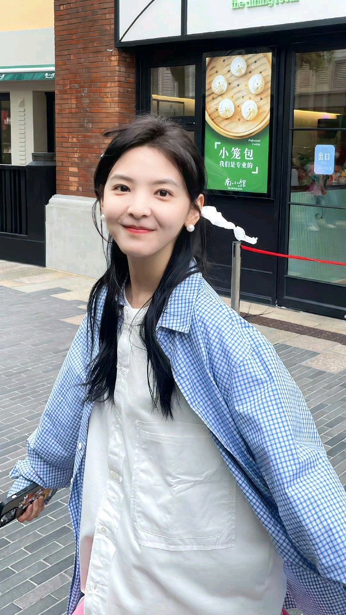 _fairywan's tweet photo. currently obsessed with zhang jingyi and zhang ruonan 🥺 https://t.co/sBZlhWp4Nu
