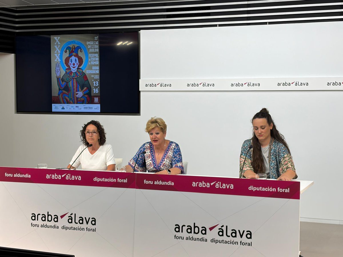 AdelvalDFA's tweet photo. 😂 El humor vuelve a tomar las calles de Araia… ¡y también de todo #Álava!
📅 Del 13 al 16 de agosto en #Araia y durante todo el verano en distintas localidades del territorio.
📌 Más información: https://t.co/SO6ohfqEgR https://t.co/PYCQKEZbuJ