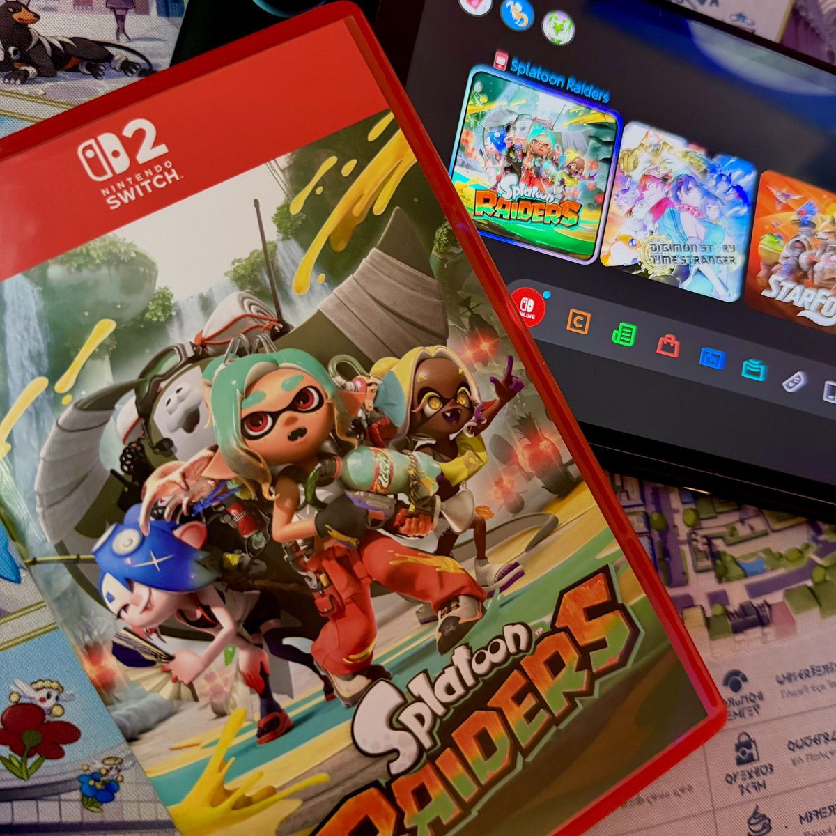 vdnmarcel's tweet photo. A mídia física de Splatoon Raiders tem uma arte linda demais 🤩 https://t.co/rWYdd9QjeU

#SplatoonRaiders #NintendoSwitch2 https://t.co/VwdGJMjbKK