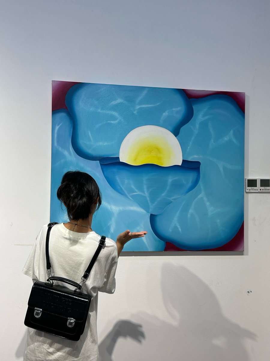 SolomonPrakash4's tweet photo. Dropped by the pop-up ink wash art exhibit downtown today—swirling ink blots, negative space magic, and the vibe’s chef’s kiss. Total art soul food! https://t.co/C59M6oV0ol