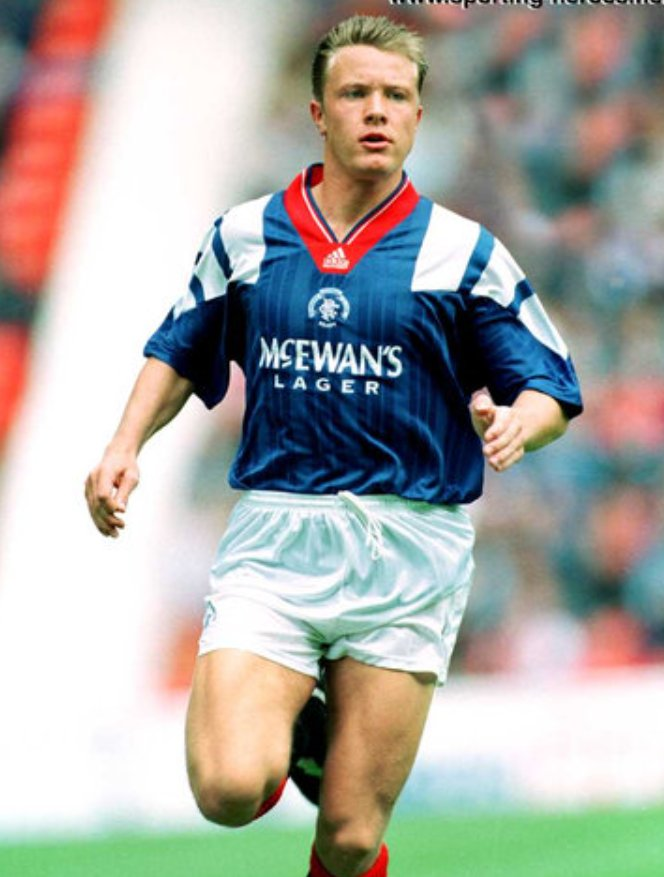 Jaynes__World's tweet photo. ⚽️ Remembering #Scottish🏴󠁧󠁢󠁳󠁣󠁴󠁿 professional footballer DAVID HAGEN, the former @RangersFC, @JamTarts, and @FalkirkFC hero who was only 47 when he lost his life to brutal #MND six years ago today.

His memory lives on in the hearts of all who loved him....

#MND #MoreNeedsDoing
