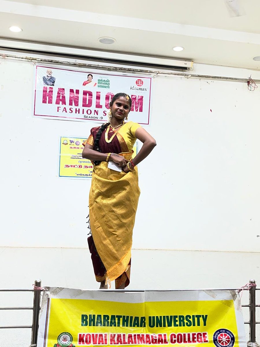 Msm_kovai's tweet photo. தேசிய கைத்தறி தினத்தை முன்னிட்டு கோவை மக்கள் சேவை மையம் மற்றும் Ideamax இணைந்து நடத்தும் கைத்தறி ஆடை அணிவகுப்பு நிகழ்ச்சி கோவை கலைமகள் கலை மற்றும் அறிவியல் கல்லூரியில் நடைபெற்றது.

#VanathiSrinivasan l #HandloomDay l
 #Handloom2026 https://t.co/TIYS7UDSTT