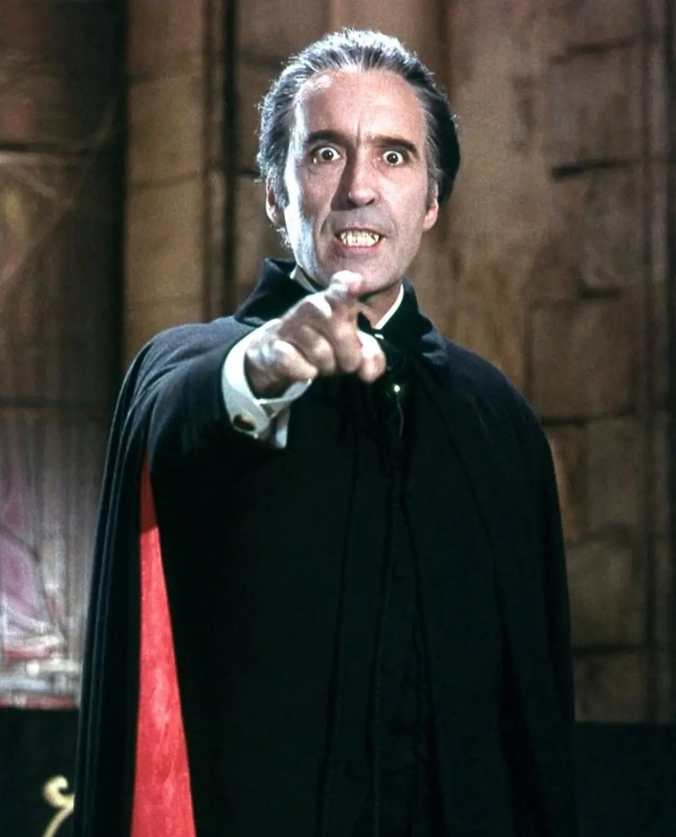 Lompac2026's tweet photo. Christopher Lee (1922-2015), was an English actor, singer, voice actor, & fought in the Royal Air Force during WWII. His legendary career spanned 60 years. He's seen here as Dracula
#ChristopherLee #Dracula #RAF #WWII #HammerHorrorFilms #HammerStudios https://t.co/iHj1e3Ya0y