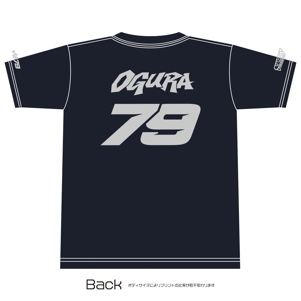 okegawa's tweet photo. ✨Office79企画・小椋藍選手×桶スポ2026 Tシャツ✨

➡️ 商品ページはこちら
https://t.co/GOBqgHTLbx

MotoGPで大活躍中の小椋藍選手の2026年版ネームロゴTシャツです。

桶スポでのトレーニング時や、もちろんレース観戦にもぴったり！
この夏たくさん着て小椋藍選手を応援しよう！！

こちらの商品は、小椋選手のゼッケン「79」にちなみ、総生産予定数790枚での販売を予定しております。

→初回販売分（WEB通販・サーキット現地販売合計）は300枚です。
第2回生産分も約1ヶ月後（目安）に入荷予定です。慌てずお待ちいただければ幸いです。
※初回、第2回共にデザイン・仕様の変更はありません。
 
✅ 初回販売分 について
 
▶️ WEB→ 2026/8/7（金）17:00〜（210枚）
▶️ 桶スポ現地→ 2026/8/8（土）15:00〜
※桶スポ現地販売分は普段の桶スポユーザー向けで枚数がかなり少ないです（90枚）

今回購入できなかった方は第2回の販売分をご検討ください。