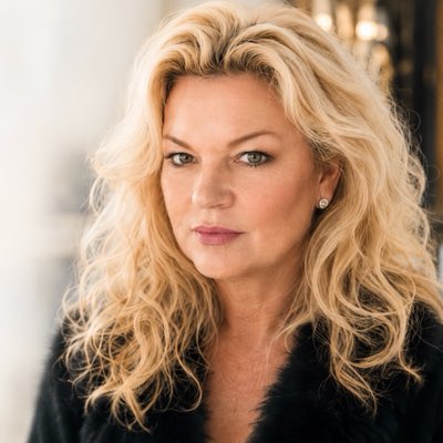 GillMalfinAuth's tweet photo. #NewProfilePic
New website launching soon. 😘 https://t.co/Hw8Ue39GIh