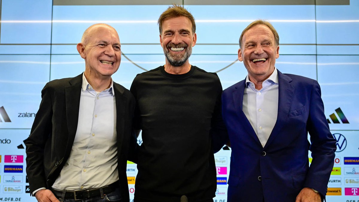 AthleticNetHQ's tweet photo. Jürgen Klopp is back where he belongs.
The German football icon has officially been named head coach of the national team, with a deal until July 2030. What a story. Expect passion, intensity, and big moments ahead for Die Mannschaft. 🇩🇪
@DFB_Team
#Klopp #GermanNT #DFB #Football https://t.co/0o4P4T0vXO