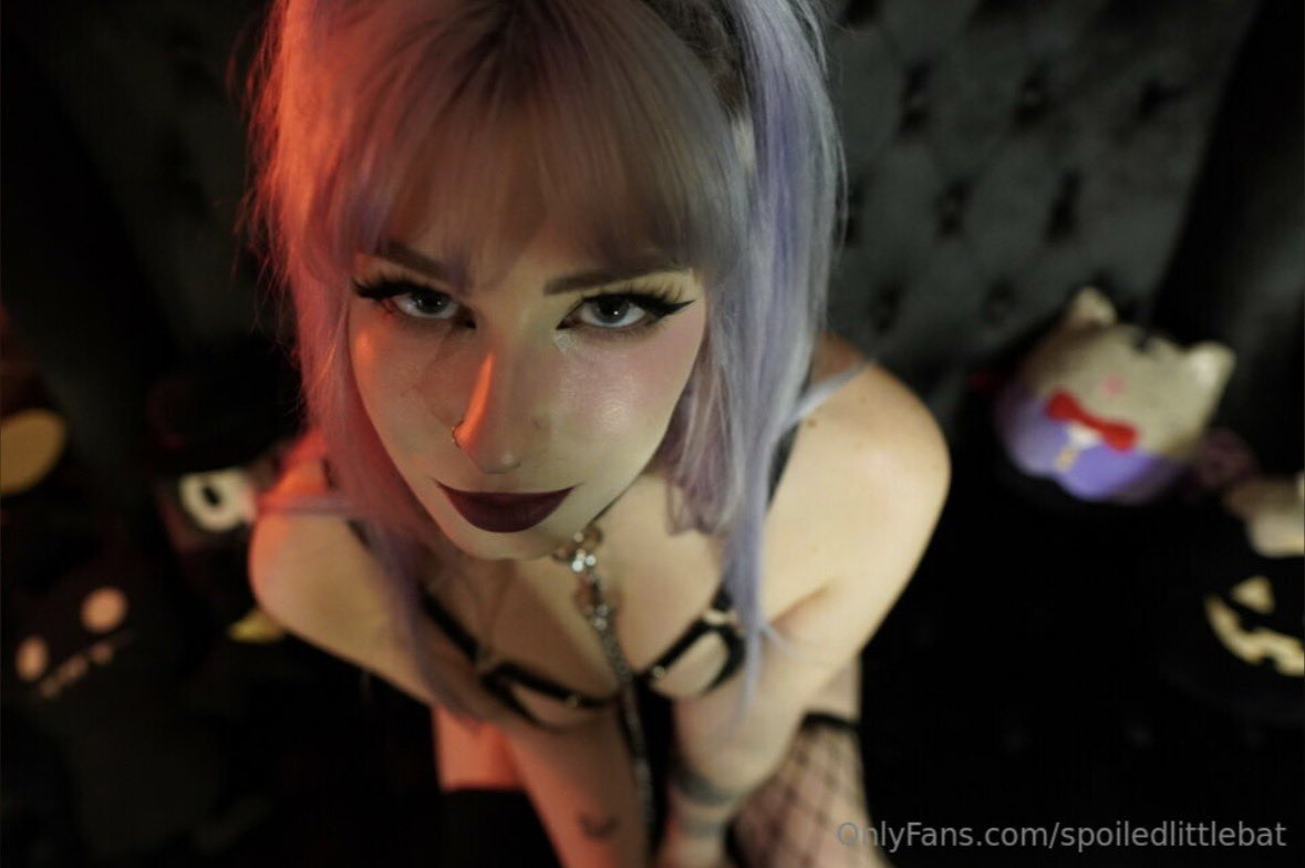 spoiledxbat's tweet photo. I figured it was time… 👀 link in bio ✨ https://t.co/5ELHfurQ39