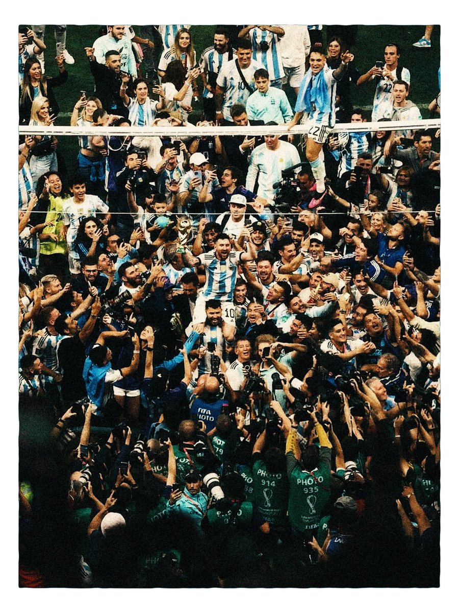 BarcaArchiveHQ's tweet photo. Lionel Messi 🔙🩵
#FIFAWorldCup | #Qatar2022 https://t.co/nrUDuxAv9O