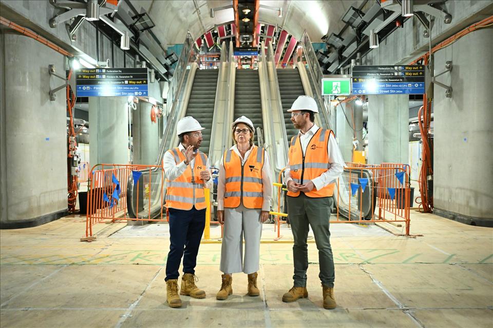 MENAFN's tweet photo. Without A Royal Commission, We Won't Know The Scale Of The Corruption In Victoria's Big Build #Without #Royal #Commission, #Won't #Know #Scale #Corruption #Victoria's #Build #USA #Russia #Biden #Ukraine #War #Palestine #Gaza #Israel # https://t.co/qTRjQKUn3P https://t.co/2u2aJ1TQoU