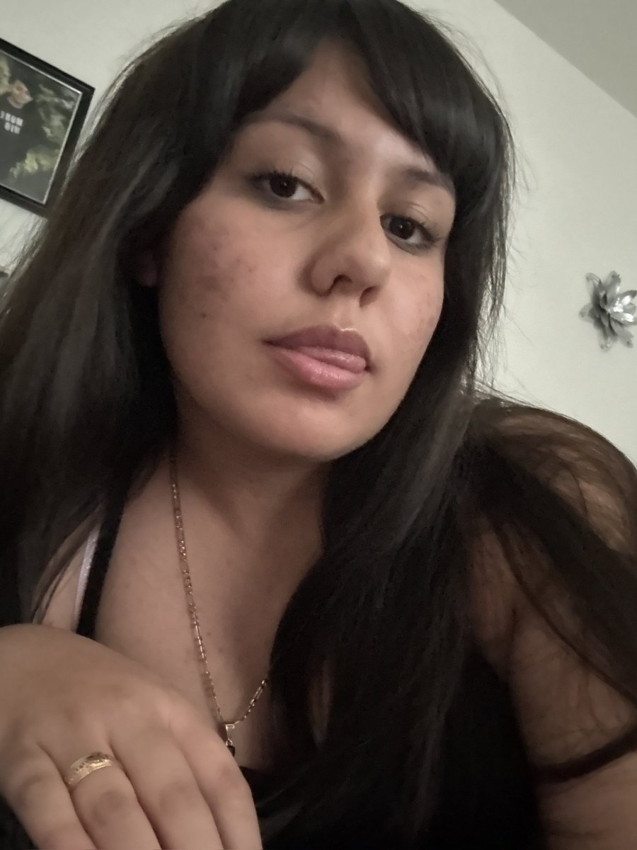 Teenl0vr's tweet photo. Submission  dayami pt2

#submission #gf #cuck #cuckold #teen #expose #slut #bop #irl #irlsubmission https://t.co/uqtygjfX6Q