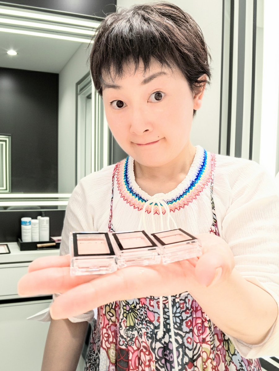 k1cc46's tweet photo. #KATE #株式会社カネボウ化粧品 

株式会社カネボウ化粧品様から商品提供を頂きました💫

株式会社カネボウ化粧品のケイト ザ アイカラーです🚀

繊細なパールとふんわりとした質感（マットパール）を両立してるんですよ🔔

#ケイトザアイカラー #072 #073 #074  #白みベージュ系ニュアンスカラー https://t.co/U5mz2NU42R