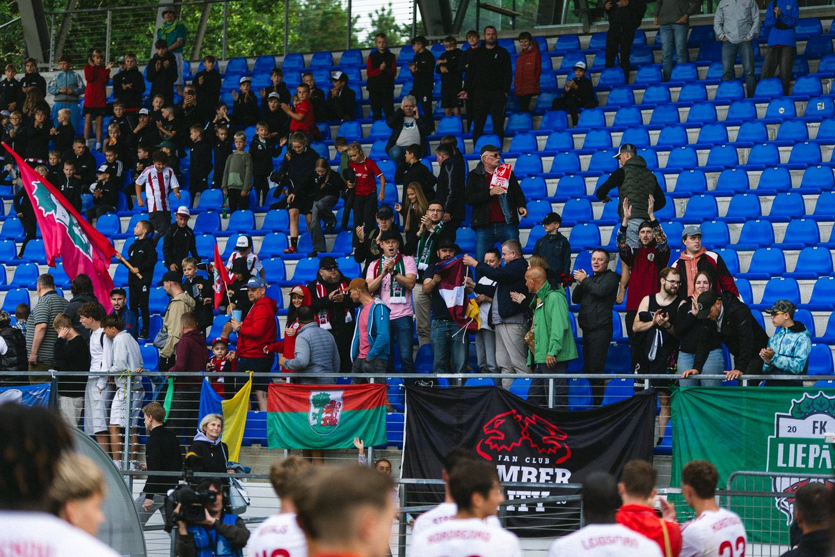 LiepajaFK's tweet photo. Jūs esat fantastiski! Paldies visiem kas ieradās stadionā “Sloka” un lielo atbalstu tribīnēs! Paldies Liepājas Futbola skolai par noorganizētiem autobusiem ar mūsu audzēkņiem, paldies visiem iesaistītajiem spēles organizēšanā. Ļoti ceram drīzuma tikties mūsu stadionā “Daugava”. https://t.co/deSFXiD2jg