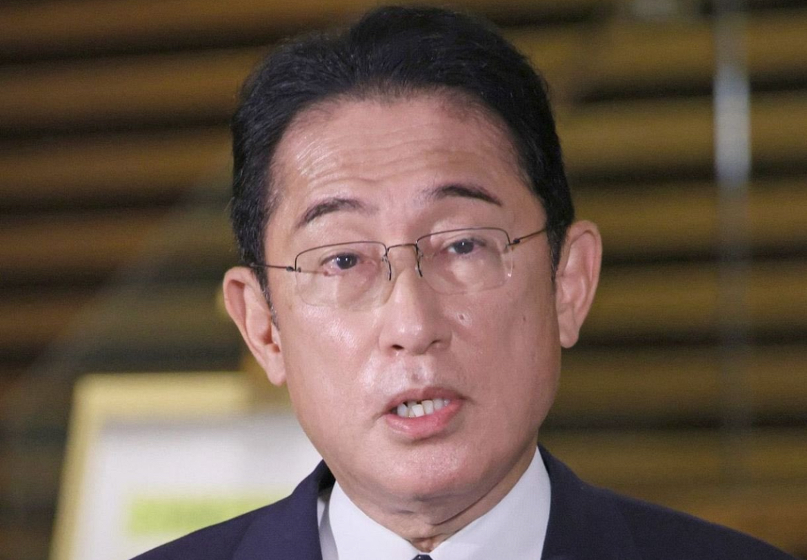 mattariver2's tweet photo. 岸田文雄が増税は「今を生きる国民自らの責任」とか言ってるらしいわ。
何言ってやがんだよ。政治家がここまで国をボロボロにした責任はどこ行った？
国民にツケ回すなよ、マジで。 https://t.co/DYF0XLy63j