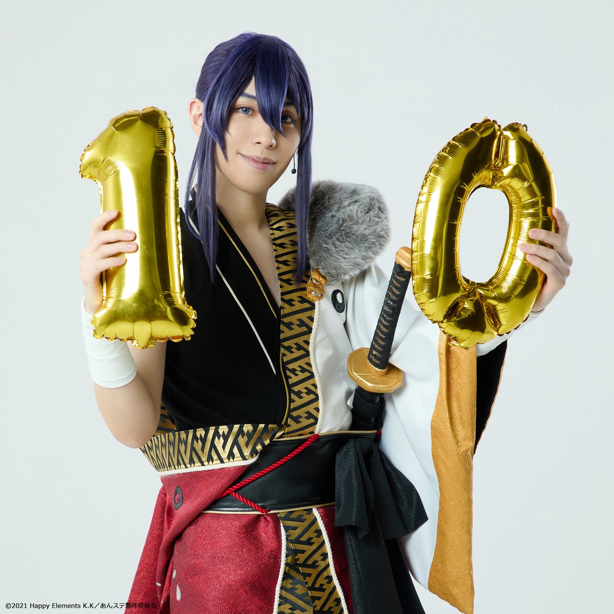 ensemble_stage's tweet photo. ✦ COUNTDOWN ✦
『あんさんぶるスターズ！THE STAGE』
-10th Anniversary LIVE-

･･････････････
あと〖 3日 〗
･･････････････

🌙紅月
蓮巳敬人 #梶田拓希
鬼龍紅郎 #武子直輝
神崎颯馬 #神永圭佑

https://t.co/JtDJL0y787
#あんステ #あんステ10周年 https://t.co/0EPbgBstGB