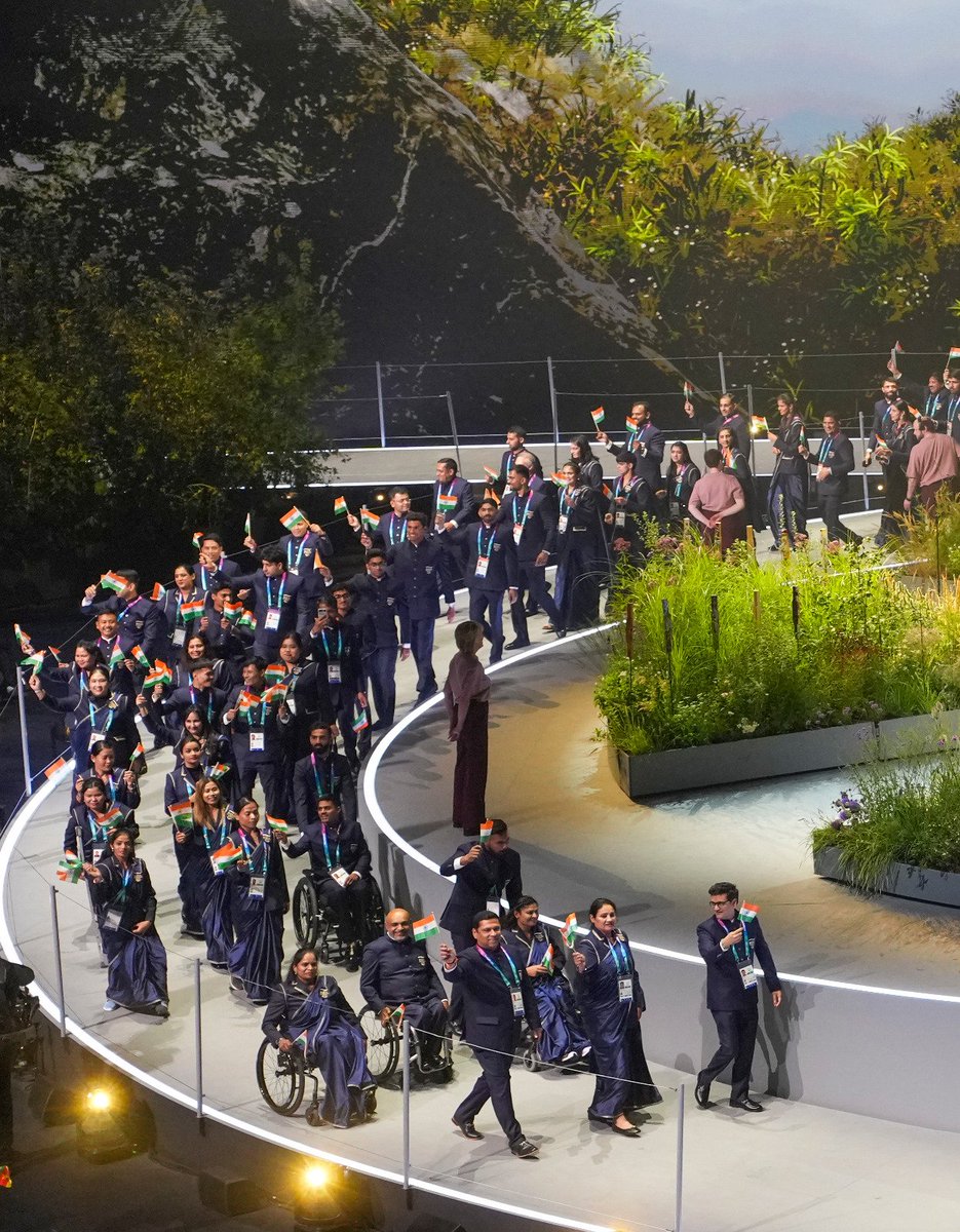 narendramodi's tweet photo. As the Commonwealth #Glasgow2026 Games begin, my best wishes to the Indian contingent.

I am confident that our athletes will participate in the Games with passion, determination and a spirit of excellence. 

The skills and dedication of our athletes always inspire countless Indians.

@Glasgow_2026