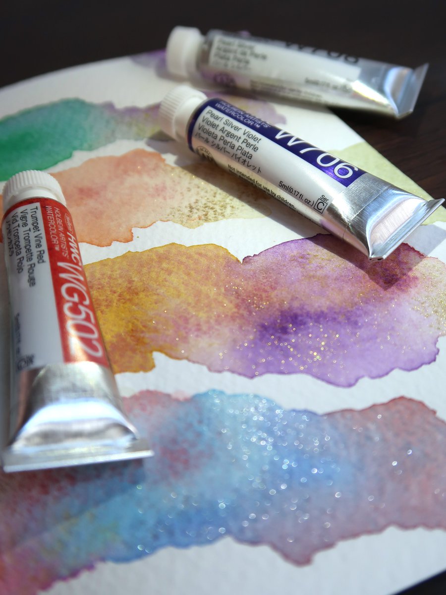 HolbeinArt's tweet photo. 📢#WorldWatercolorMonth2026 
#WWMホルベインチャレンジ
7/25 お題「HALFWAY」

グラニュレーティングカラー×パールカラーで描くと
粒状色の中できらめきが見えます✨
ぜひ合わせても使ってみてください！

[透明水彩絵具 グラニュレーティングカラーズ]
https://t.co/EJmsFSvc84 https://t.co/FJaNiEjXKT