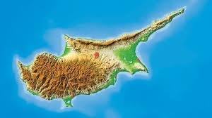 coldekutupaysi's tweet photo. Yaşar Gören dozudur. Taklitlerinden sakının

KIBRIS'I İNGİLTERE'YE MUSTAFA KEMAL (ATATÜRK) VERDİ. TAMAMINI VERDİ. 24 TEMMUZ 1923 TARİHİNDE VERDİ. LOZAN ANTLAŞMASI İLE VERDİ... 
Fotoğraflar: 1- haydut Ankara Hükümeti'nin Başmurahhası İsmet (İnönü) Lozan'ı imzalarken. Foto2- İngiliz muhibbi Mustafa Kemal... 
🎩Mustafa Kemal vericiydi. Düşmana ne verildiyse O vermiştir. 
Kıbrıs'ı İngiltere'ye, Rodos ve 12 Adaları İtalya'ya, Ege Adaları'nı Yunanistan'a veren Mustafa Kemal'dir (Atatürk) Lozan Antlaşması'nın Kıbrıs'ın İngiltere'ye mülkiyet devri yoluyla teslim edildiğini anlatan maddeleri şöyledir:
MADDE 20 — Türkiye, Britanya Hükümeti tarafından Kıbrıs'ın 5 teşrinisani 1914 de ilân olunan ilhakını tanıdığını beyan eder .