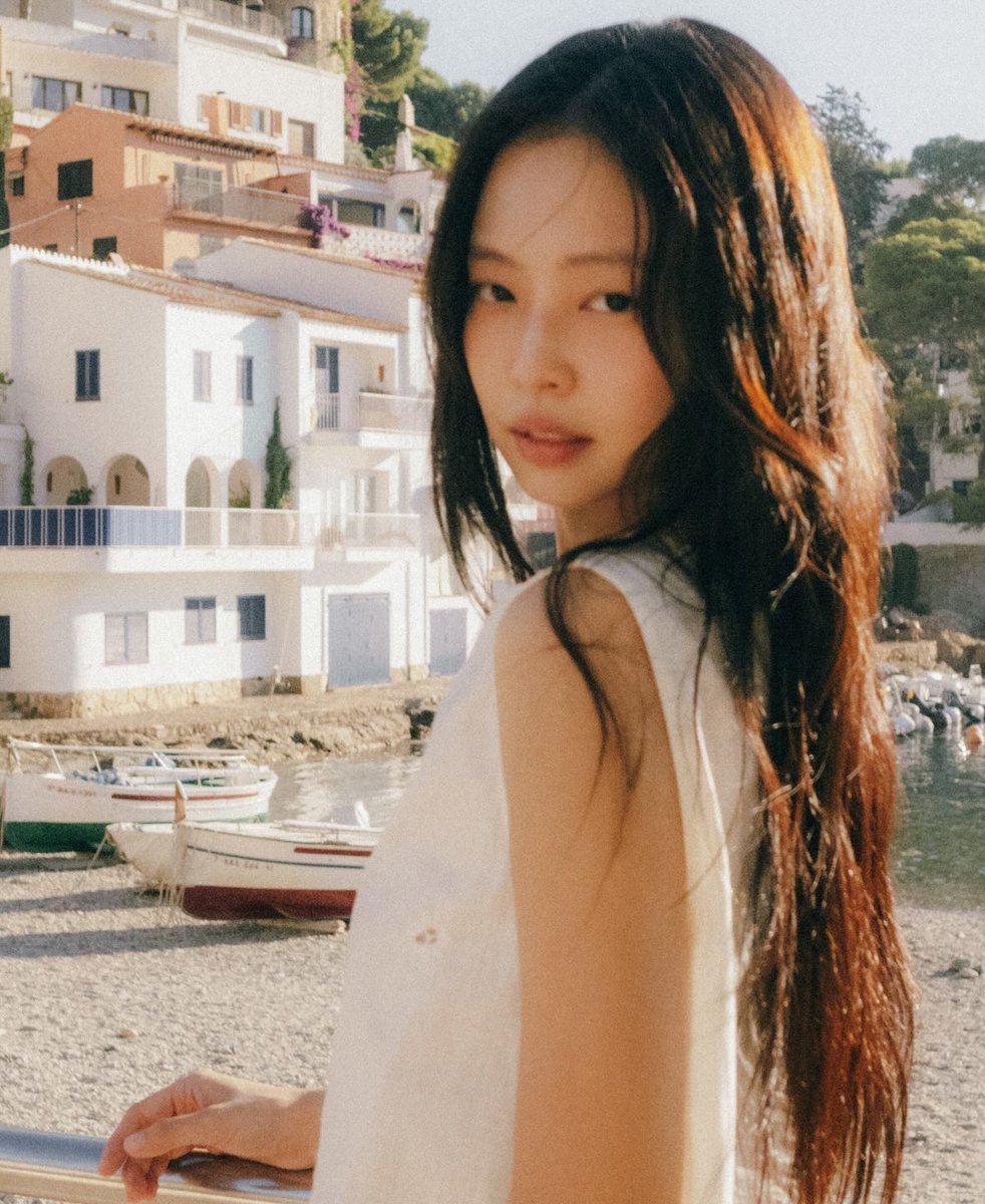 jenniexpics's tweet photo. STUNNING https://t.co/sVpMcLTbfx