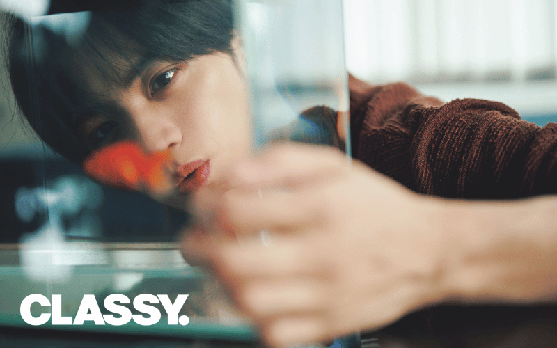 classy_online's tweet photo. ＼先行カット解禁📸💕／

CLASSY.9月号には
中島健人さんが約1年ぶりの登場！

「中島健人と夏のチル」をテーマに
中島さんとの〝エモい〟同棲生活をお届けします🫣💙

詳細は記事をCHECK👇
https://t.co/KvEIzMEPLc https://t.co/Y4OCZi2UOo
