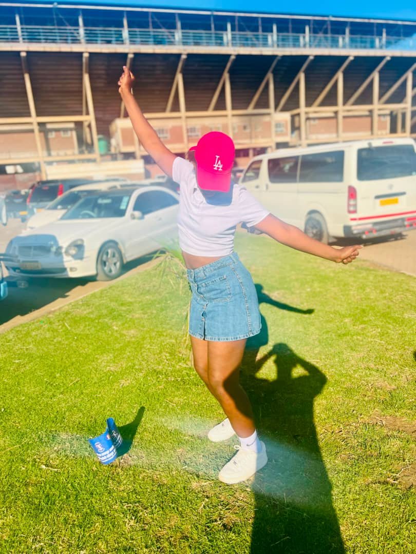 ZimDatingChh's tweet photo. Mimie
Ama2k
Highfield
Harare 

Available for
Day
Night
Hour
N.S.A Hookups
Girlfriend experience
Massages
3 sum
Free base available

Connection fee applies!!

WhatsApp for connections
+263780953351

#WeekendSpecial 
#ZimbabweHookups https://t.co/glBIluSPpP