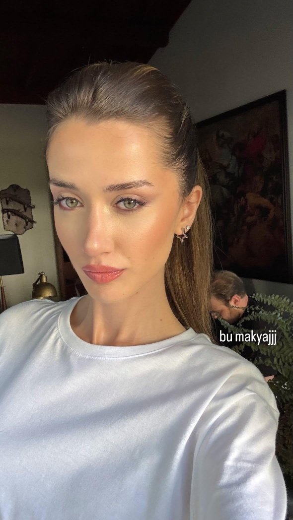 ilsuetkinlik's tweet photo. İlsu Demirci instagram’da (abonelere özel) yeni bir hikâye paylaştı 🔥

#İlsuDemirci #Arafta https://t.co/kIcEsE8Yho