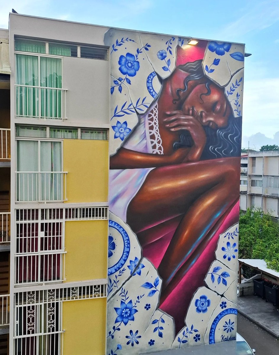 Paula_graffiti's tweet photo. "Derrières les murs"
🧑🏼‍🎨Kaldea📍 Le Raizet, Guadeloupe 🇬🇵 
StreetArt https://t.co/rUjR36fX8y