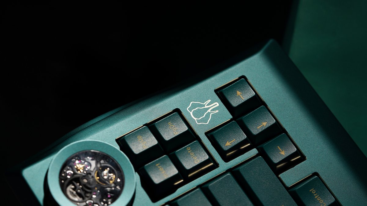 Wuquestudi24300's tweet photo. The mechanical masterpiece Wuque NAMA will soon make its comeback.
#WuqueNAMA
#NAMAKeyboard
#CustomKeyboard
#KeebCommunity
#MechanicalKeyboardArt https://t.co/AhBYLOfRdG