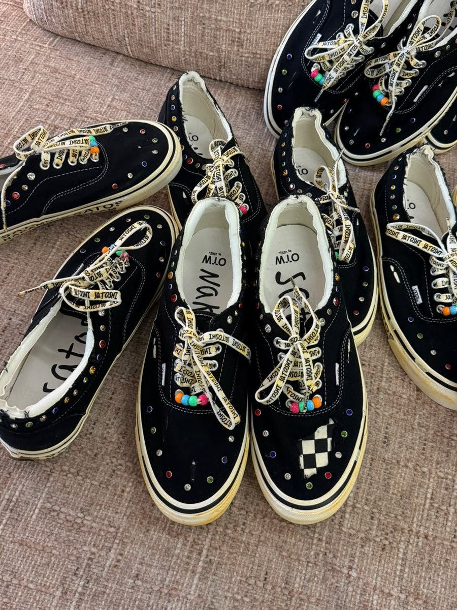 GeneralplugUno's tweet photo. Finally Satoshi nakamoto

Vans is here

0656685273 https://t.co/zQbQwyPSuv