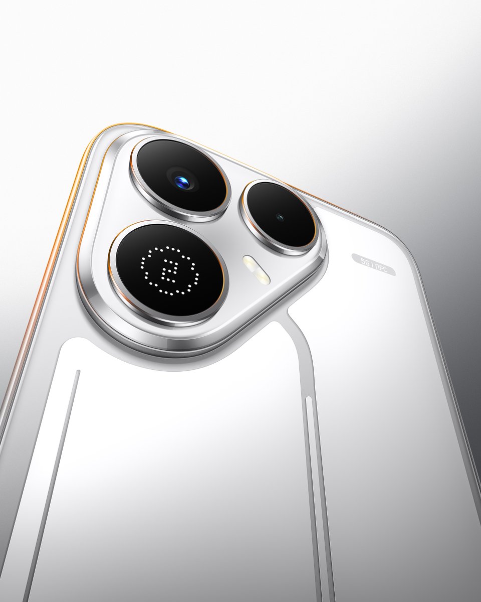 tecnomobile's tweet photo. Arc White looks clean. Hits harder.
POVA 8 5G brings a bright armored look with a futuristic machine vibe.
#POVA85G #LightUpYourPower #TECNOAI https://t.co/MF5TDnpxBV