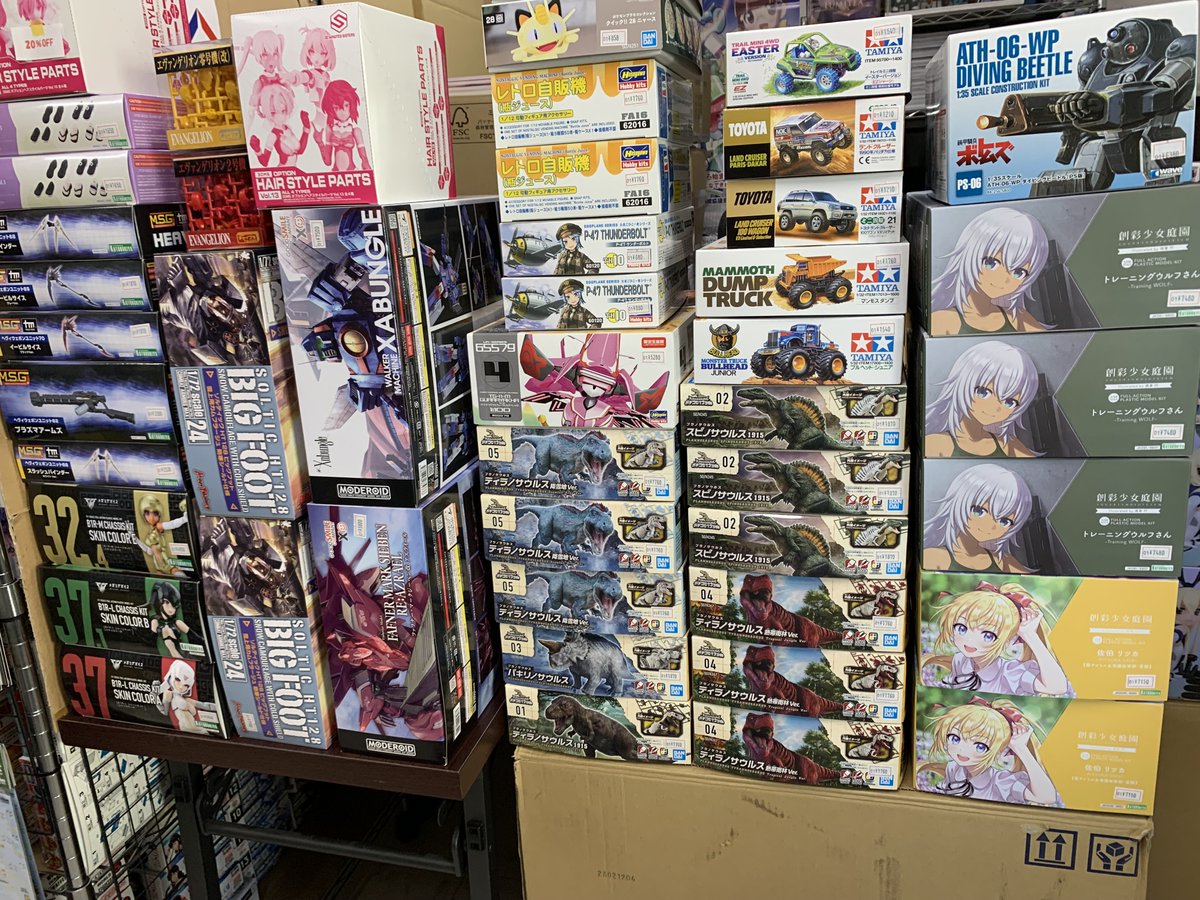 SorakanaHobby's tweet photo. こんにちは。
昨日は、一昨日よりも多いご来店有難う御座いました
入荷が御座いましたので
順番に品出しをして行きます
本日も宜しくお願い致します。

27(月)より
月曜営業 18:00〜22:00 が始まります。
よって下記の営業となります。
月〜木 18:00〜22:00
金 16:00〜22:00
土日祝 11:00〜22:00

予約開始商品はこちら 
https://t.co/XhtuSJrjbA

#ソラカナホビー #マケイン #まちあるきスタンプ #ベスト定規 #プラモデル #プラモ屋 #豊橋