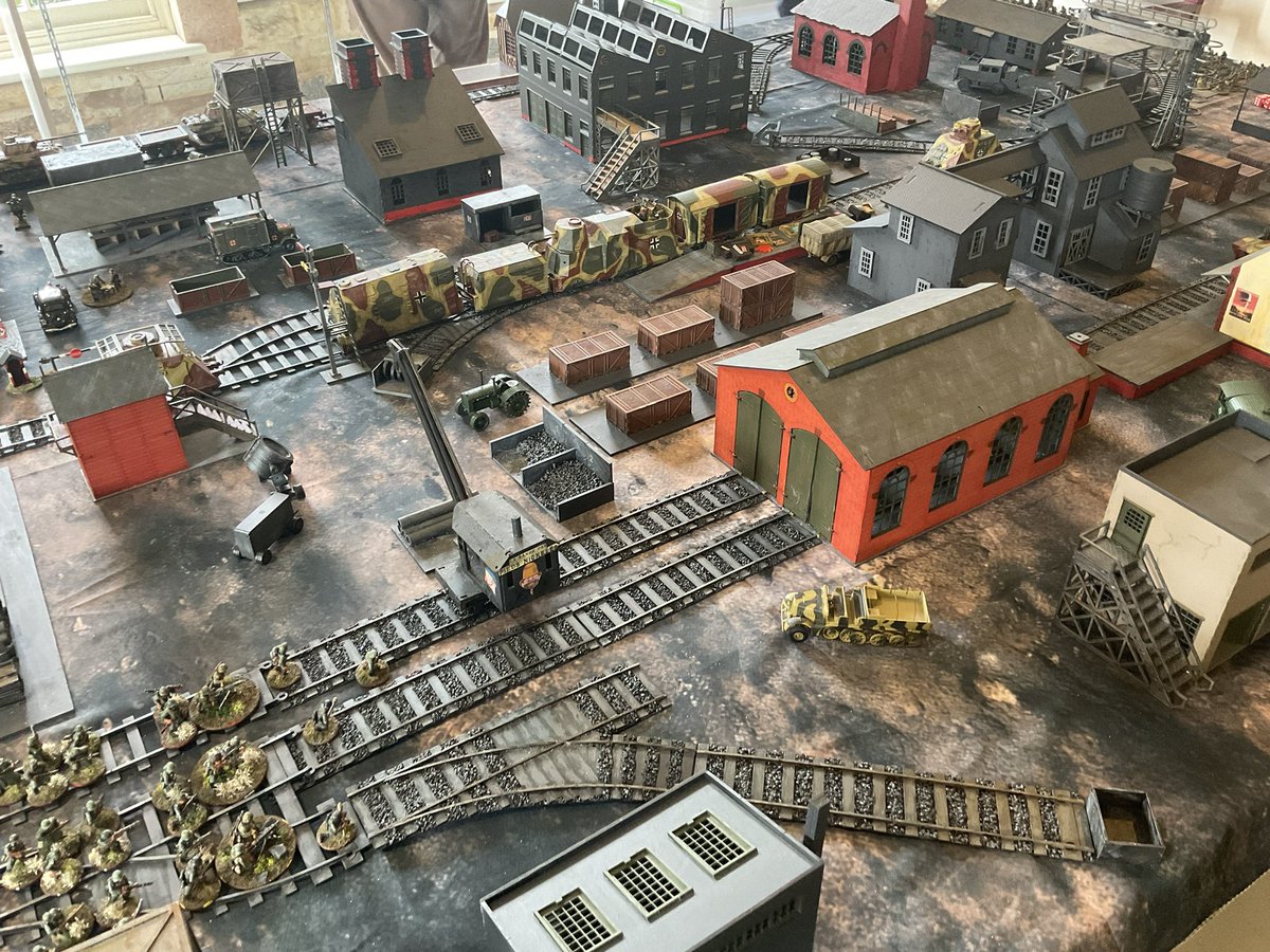 Oldwargamer's tweet photo. Great game of #ChainofCommand today with a superb table from @AnneWeb49337588. #WWII #28mm https://t.co/dw2yFjmHZp