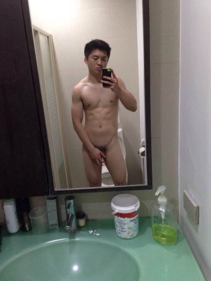 onlypicturn's tweet photo. Aaron Russel Tiu #leakedviral #jakolero #jakol #aarontiu https://t.co/UEv0AXJ8Ie