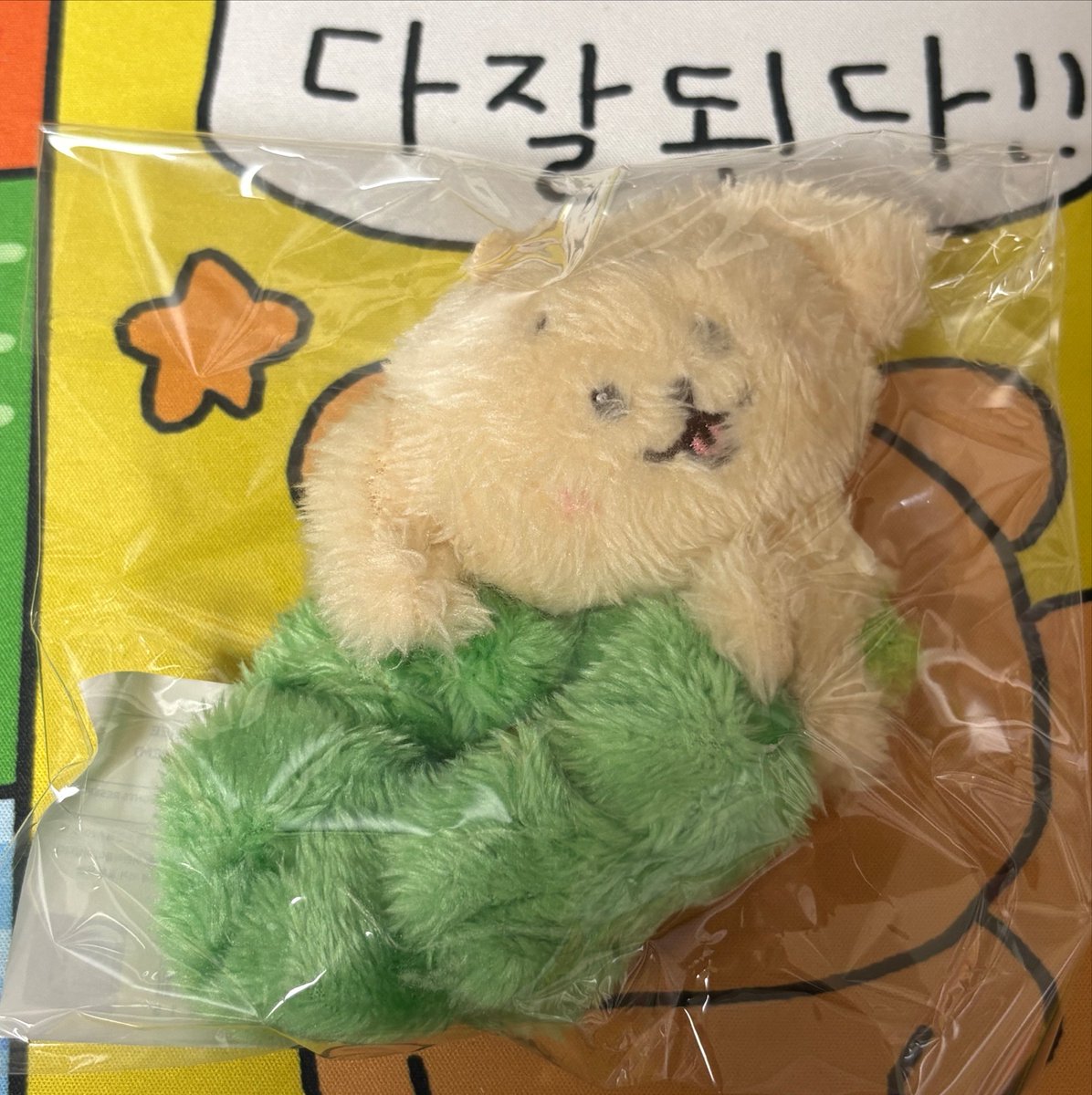 dosorieeoso's tweet photo. 위시돌 스크런치 팡이 댕트리버 양도합니다

팡이 3.5
댕트리버 4.0

모든 인증 가능
미개봉 새상품입니다
반택 +0.2 택배 +0.4

일괄 구매 하시면 배송비 포함 7.0

프로필 옾챗으로 연락 주세요! https://t.co/ZB6Cvi9zYW