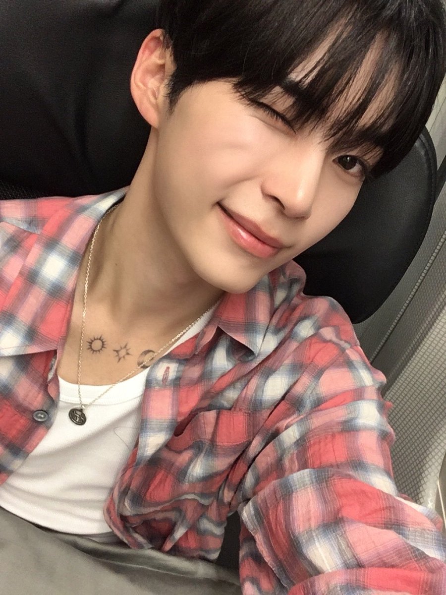 shbpics's tweet photo. ✈️💬 https://t.co/LsztvlQRUa