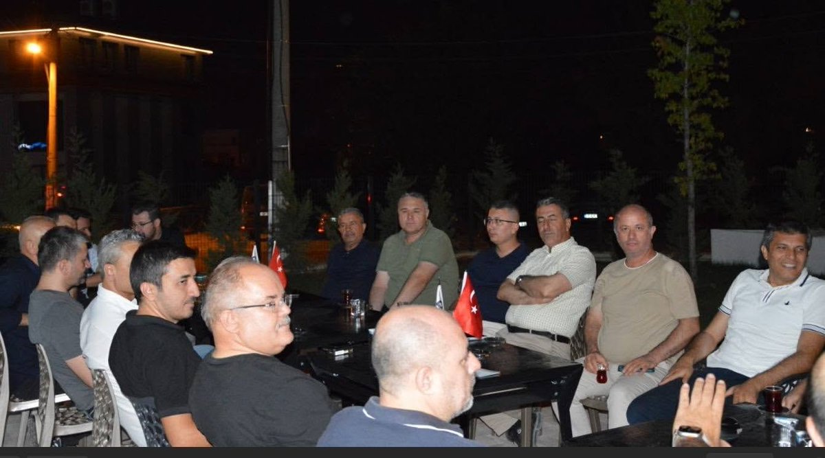 TkdkDenizli's tweet photo. MÜSİAD Denizli Şubesinin Çay Sohbetleri Programının bu haftaki gündemi TKDK destekleri oldu.

Samimi bir ortamda gerçekleşen toplantıya İl Koordinatörümüz Sn. Bilal TAŞTEPE katılım sağladı.

Şube Başkanı Sn. Engin Boyacı’ya ve MÜSİAD Denizli Şubesi üyelerine teşekkür ederiz. https://t.co/07oYY98pJC