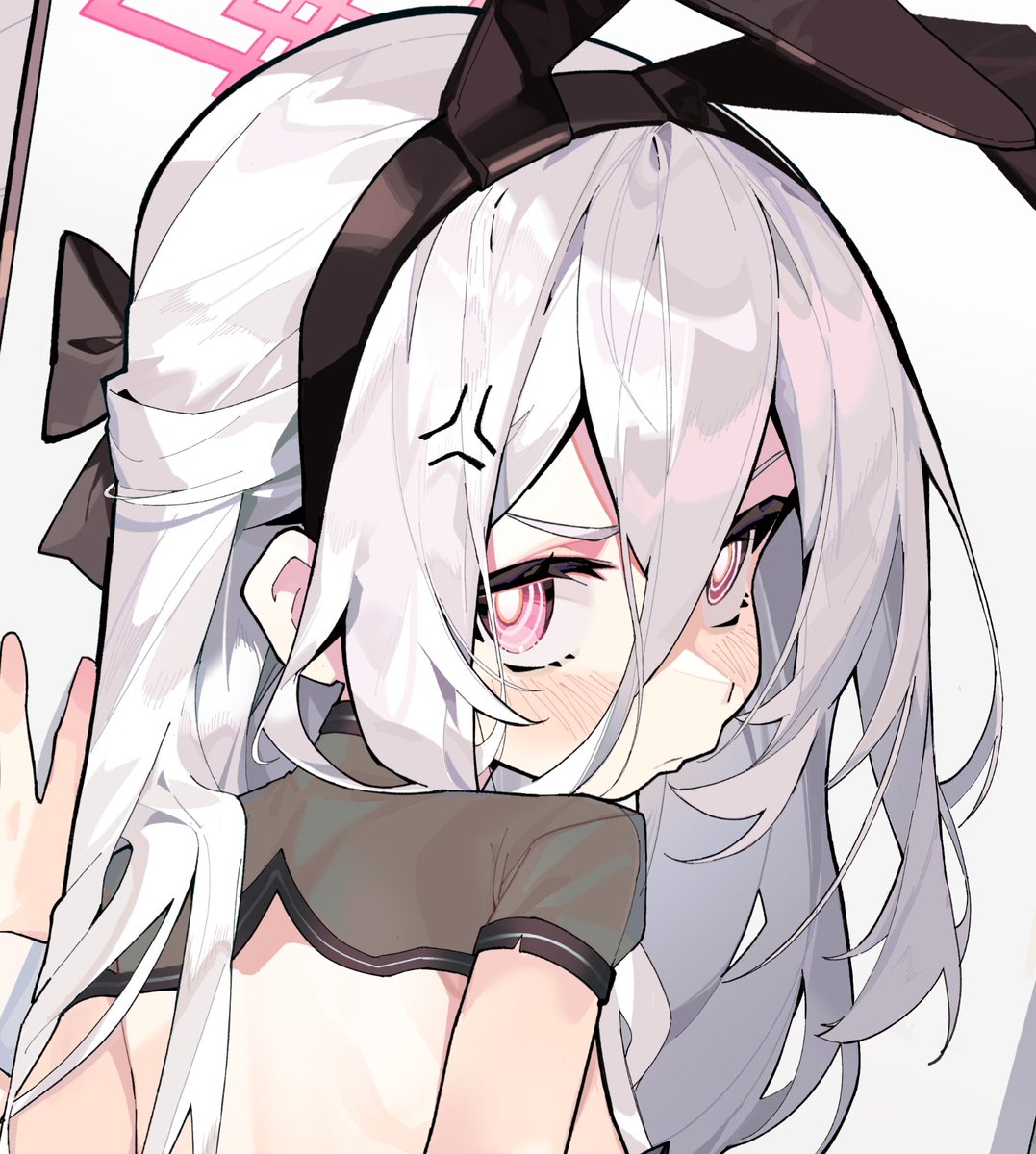 bcm55838899's tweet photo. 新刊頑張り中💦 https://t.co/n6WZyBcfUF