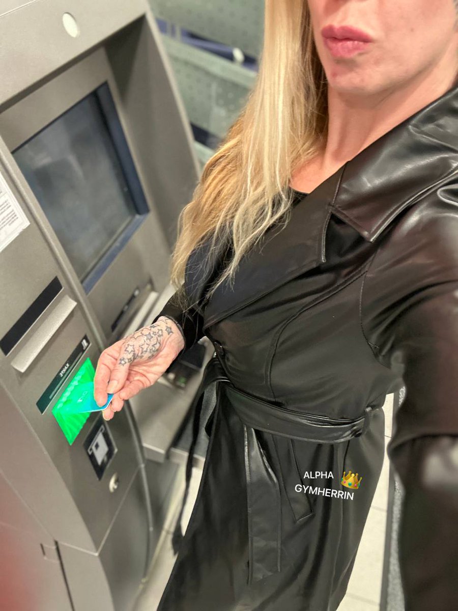 MoneyGymHerrin's tweet photo. Wie startet ihr eigentlich so in den Tag?
Meine Priorität am Morgen ist Kaffee, ohne geht es nicht 😅

TG TERNST28 https://t.co/DOygYMBr3B