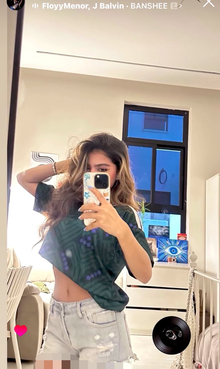 ⭐️ tweet media