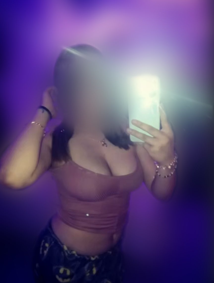 Illegaltaboo's tweet photo. Aporte desde méxico: Expone a su hermana
#aportesanónimos #amateur #casero #incesto #putita #tetona #hermana #exhibición #porno #nsfw https://t.co/jVXAKI8Gp6