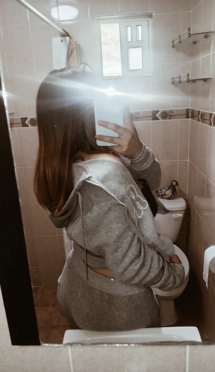 Illegaltaboo's tweet photo. Aporte desde méxico: Expone a su hermana
#aportesanónimos #amateur #casero #incesto #putita #tetona #hermana #exhibición #porno #nsfw https://t.co/jVXAKI8Gp6