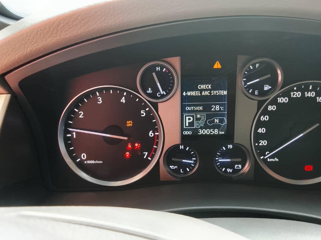 Skitomania62532's tweet photo. @XcessCars 2013 Lexus LX570  Bullet proof
Location - Lagos
Price - 100m

Dm for inspection. https://t.co/JStPRHH4Xu