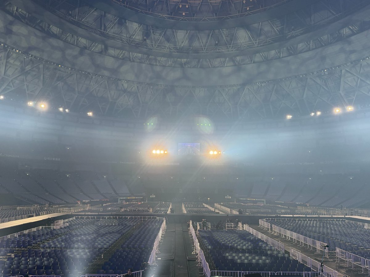 akko78music's tweet photo. DOMOTO Concert 2026 
～Stay with me～
ストリングスカルテットで参加させて頂きました🎻
豪華なバンドと、東フィルのみなさんと、本当にスペシャルな公演でご一緒できて幸せでした。
ありがとうございました❤️💙

#DOMOTO https://t.co/BPD5ZYSo5n