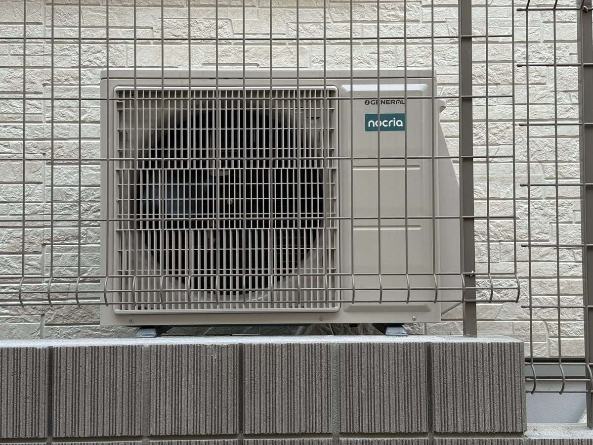 saku6410's tweet photo. ついに発見した ゼネラル製の ルームエアコンノクリア https://t.co/FSKWD7rdFP