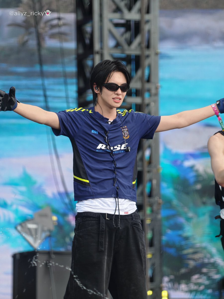 allyz_ricky's tweet photo. WATERBOMB SEOUL 2026 

Today's Leo 🐱

#워터밤서울2026 #WATERBOMB
#ALPHADRIVEONE   #알파드라이브원 #리오 #LEELEO #이리오 #リオ #李理悟 https://t.co/cnKnuWDDvN